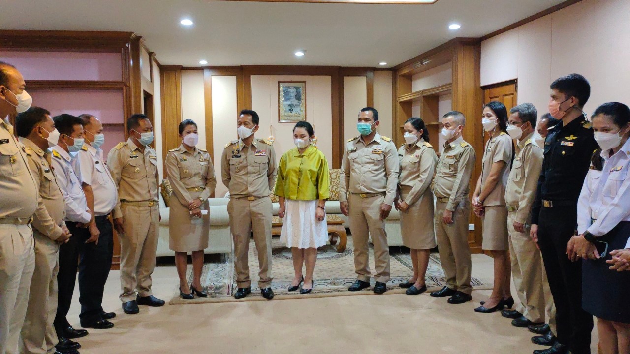 title - ส.ป.ก.สตูล เข้าร่วมคารวะแสดงความยินดีแก่นายจำเริญ  ทิพญพงศ์ธาดา ในโอกาสเข้ามาดำรงตำแหน่งผู้ว่าราชการจังหวัดสตูล 
